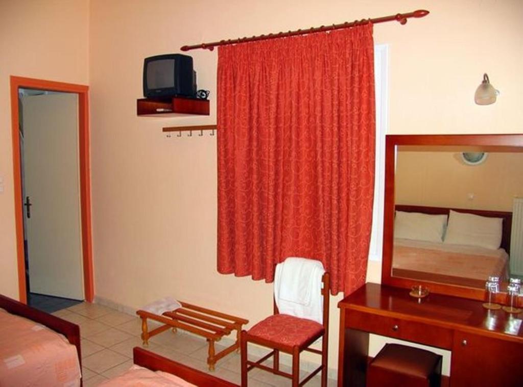 Apollon Hotel Tirós Zimmer foto